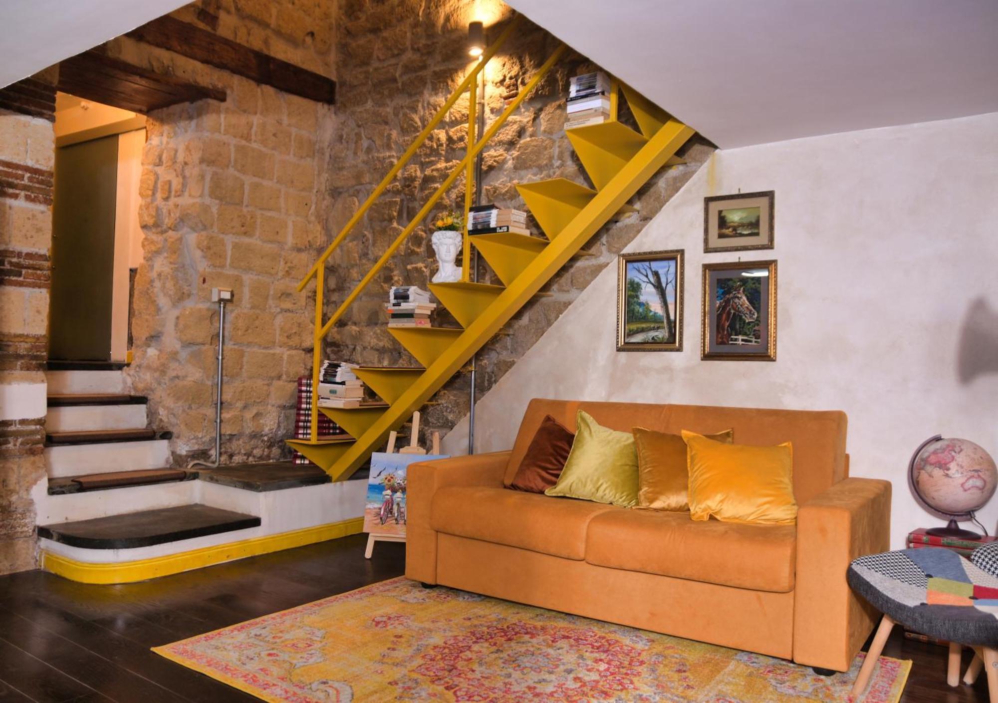 شقة Carlito'S House- Un'Intera Casa Al Centro Storico نابولي المظهر الخارجي الصورة